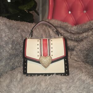 Aldo Rhinstone Heart Statchel